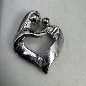 Vintage 10K Gold Mother & Baby Abstract Heart Pendant White Tone 1.85g